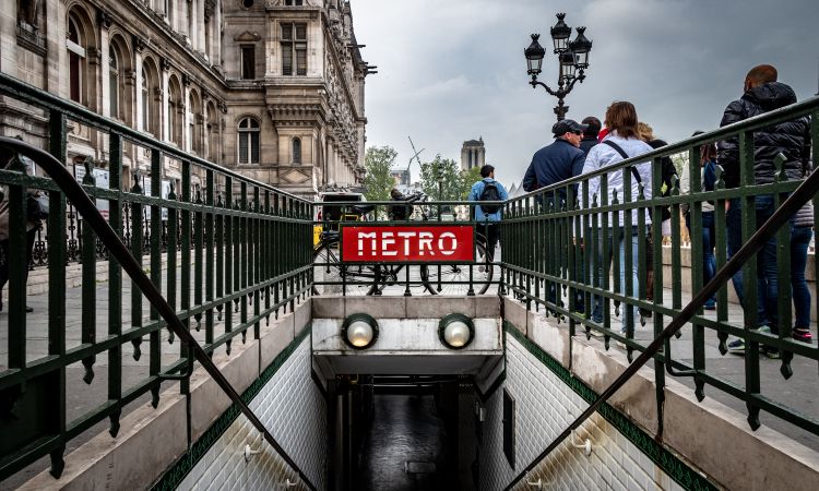 How to Use the Metro in Paris (Simple Guide for Americans)