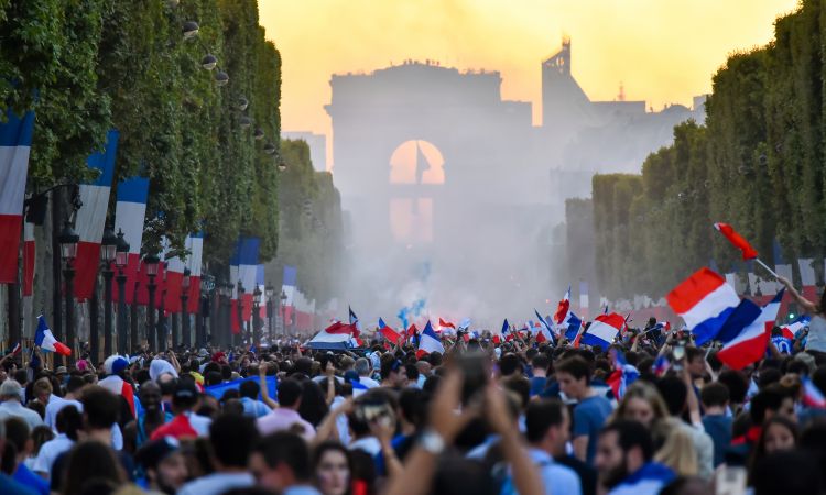 French Cultural Differences Explained: Why Everyday Life in France Follows Its Own Rhythm