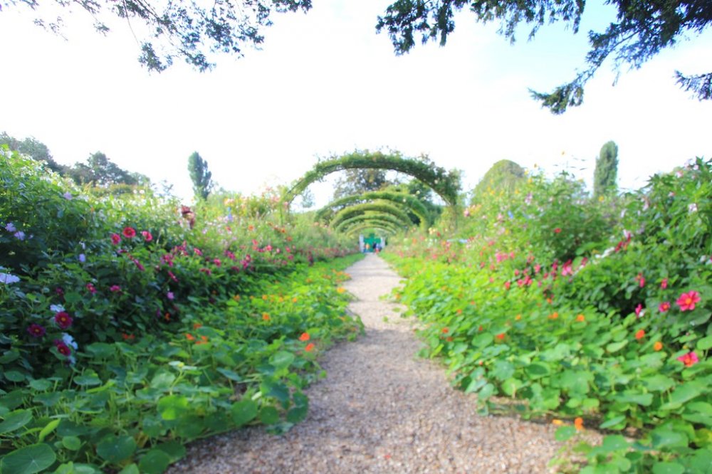 Monets Garden And House In Giverny Day Trip From Paris - 