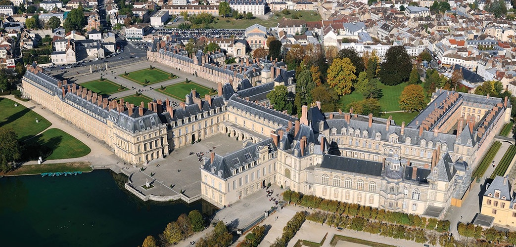 distance tours fontainebleau